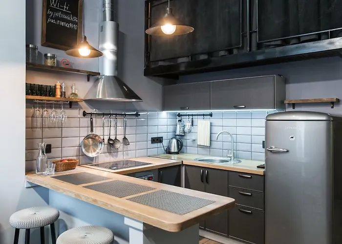 дві незалежні квартири поряд загалом для 8 гостей, кл Appartement